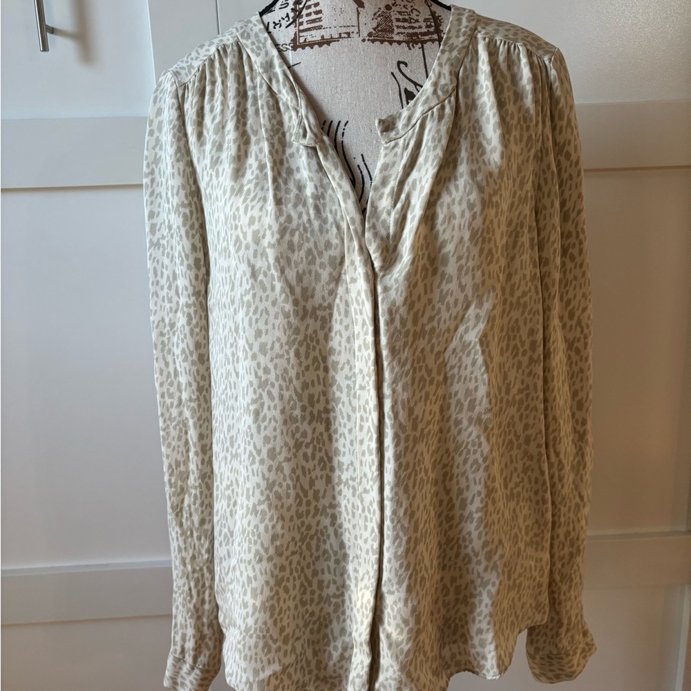 Babaton Beige 100% silk Blouse
